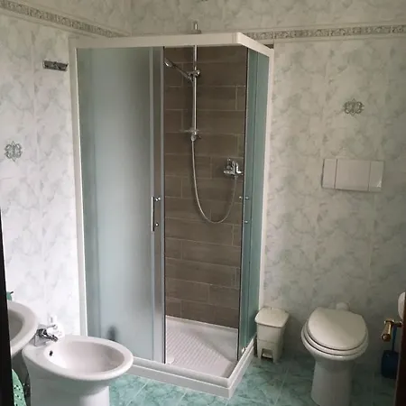 Puccini ベッド・アンド・ブレックファスト レッコ