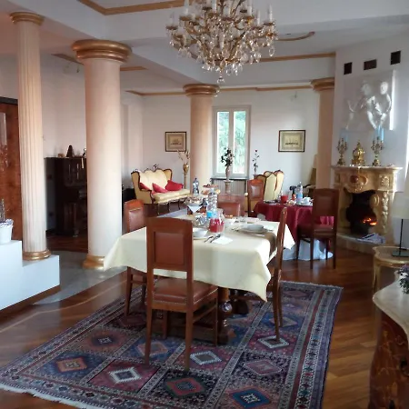 Puccini ベッド・アンド・ブレックファスト 3*